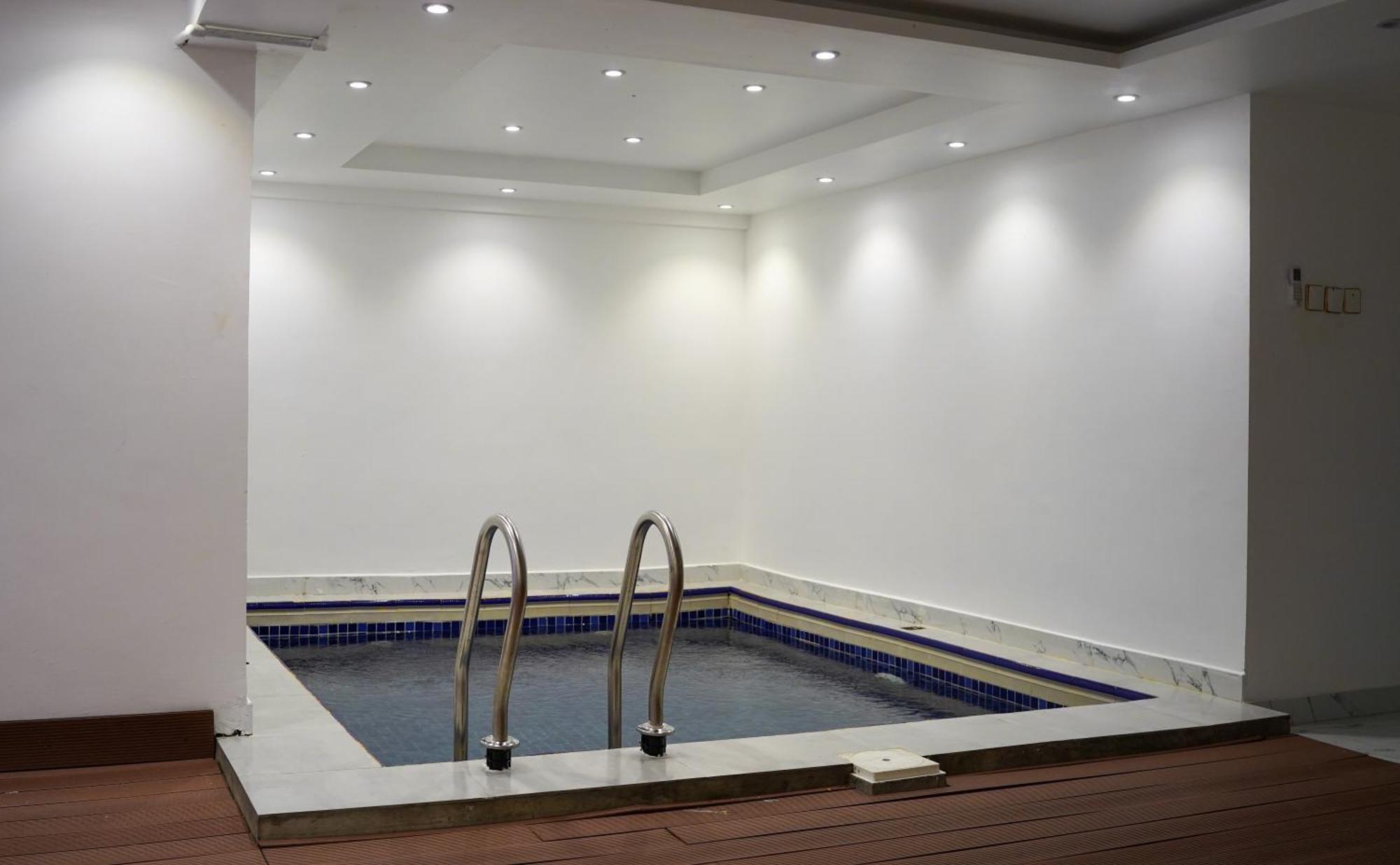 Qurum Serenity: 2-br In Mascate